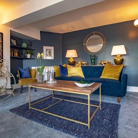 Pass The Keys Art Deco Inspired Apartment With Roof Top Views Shrewsbury Extérieur photo